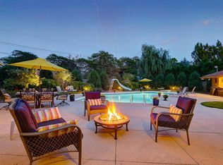 7710 N Van Dyke Rd, Fox Pt, WI 53217