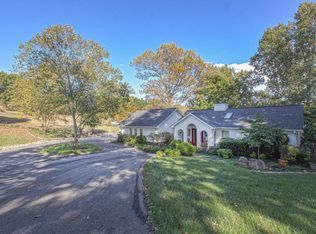 669 Boxwoodgreen Dr, Wirtz, VA 24184