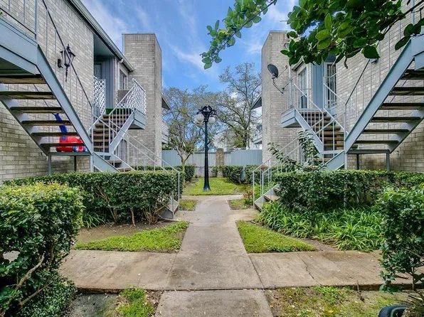 7400 Bellerive Dr, Houston, TX
