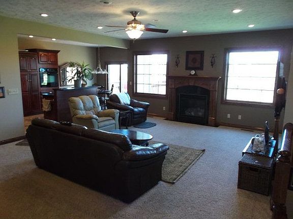 3rd image of 3910 Partridge Cir