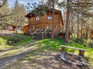 2215 Pine Oak Rd, Mosier, OR 97040