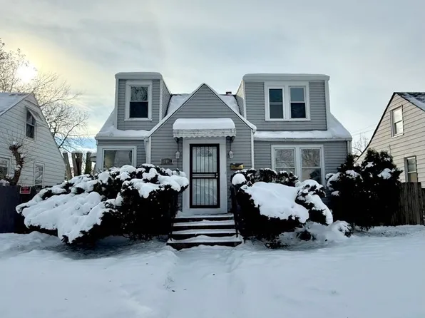 205 E 142nd Pl, Dolton, IL 60419