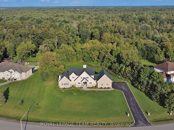 4th image of 2515 Kearns Way