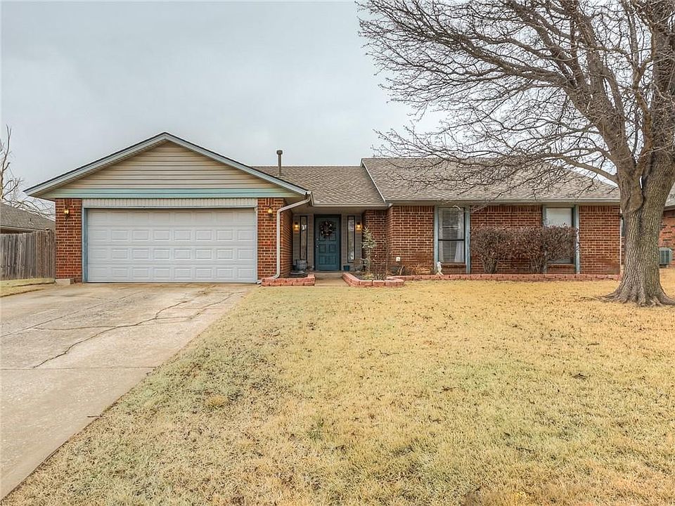 1st image of 3805 Seaward Cir