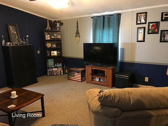 3rd image of 74 Brook Dr