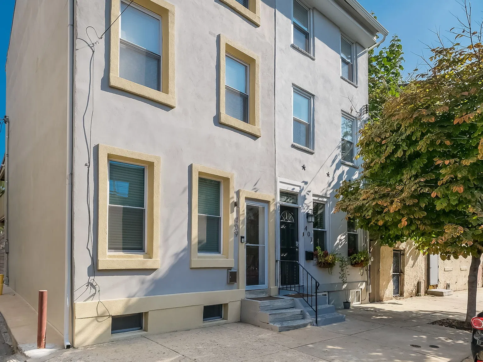 3 bed, 2.5 bath, 1439 sqft, $3,000 — Photo 3