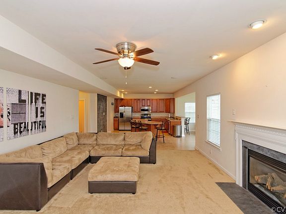 3rd image of 3820 Spring Lake Place Gln