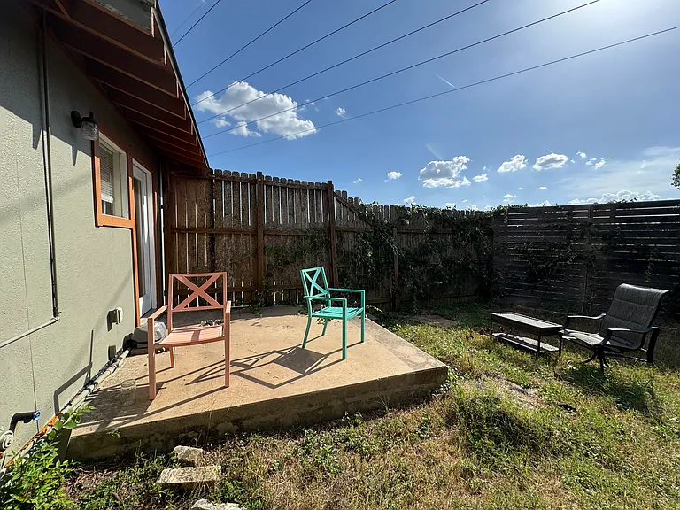 5200 Overbrook Dr #B — Photo 14