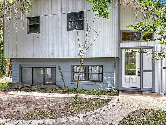 4th image of 24930 AVENUE C