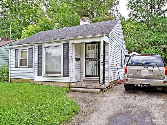 3rd image of 3620 W 2nd St