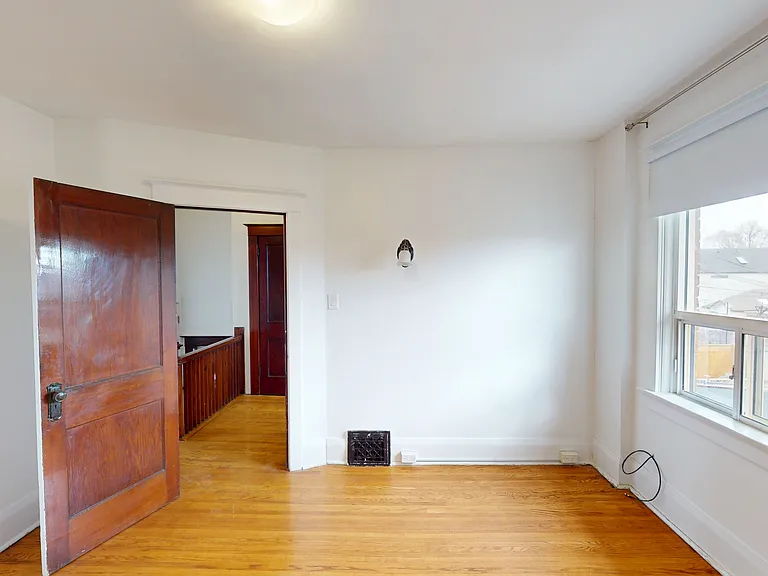 275 Oakwood Ave — Photo 20
