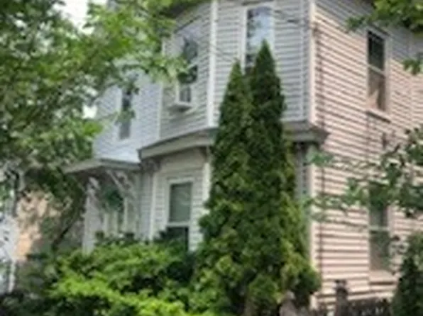 81 Bellevue Ave, Haverhill, MA 01832