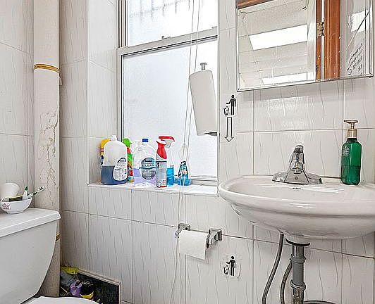5th image of 2343 Bath Ave