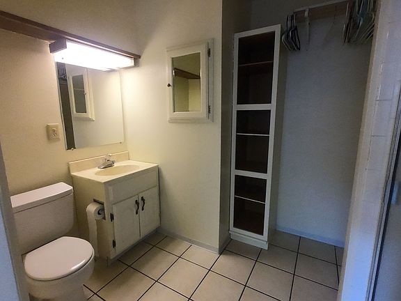 2nd image of 3122 Folsom St