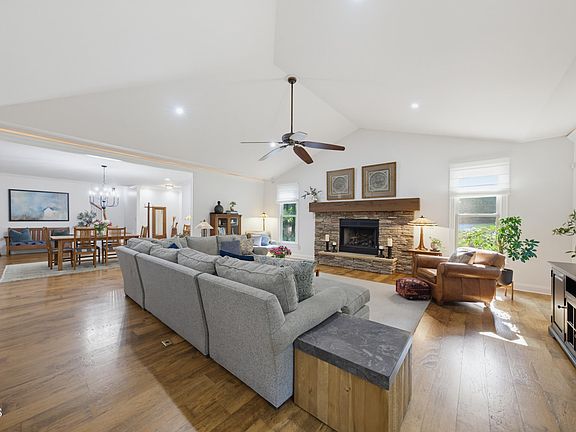 5th image of 123 Grove Park Cir
