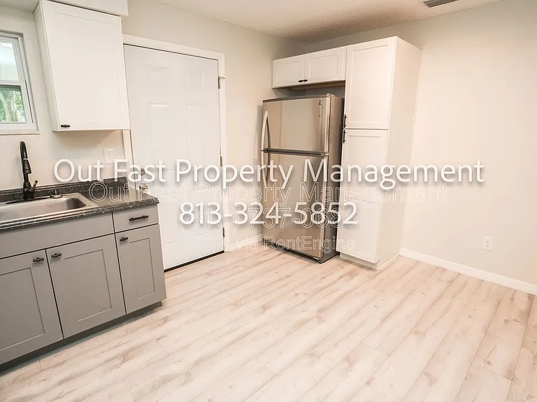 430 3rd Ave — Photo 23