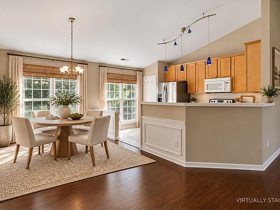 3rd image of 324 Willingham Rd