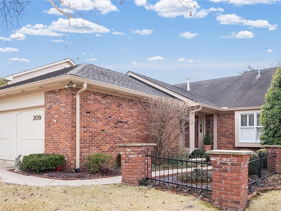 Baywood Villages Condominiums 200 Ambridge Ct Chesterfield MO Zillow