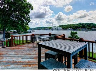 247 Shady Ln, Lake Ozark, MO 65049