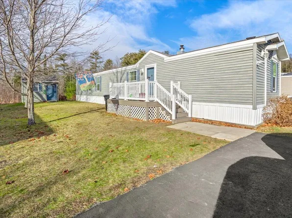 14 Fox Run Drive, Lewiston, ME 04240