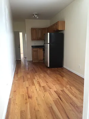 Rented by Grand & Co. | media 28