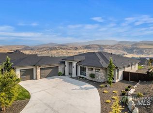 11500 N 17th Way, Boise, ID 83714