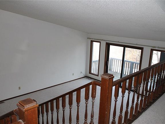 3rd image of 38 Estes Dr