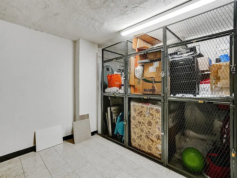 2500 Parkview Dr #1112 — Photo 38
