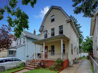 3417 149th St, Flushing, NY 11354