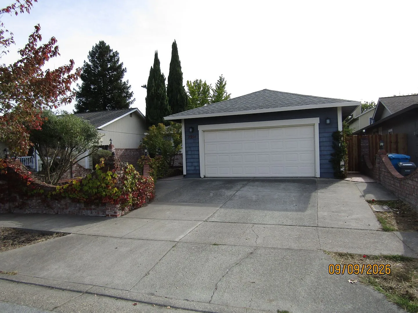 3 Bed 2 Bath Single Family Home with Solar in North West Santa Rosa! New flooring and Paint! — Photo 1