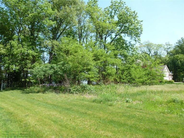 2nd image of 5 Butternut Dr