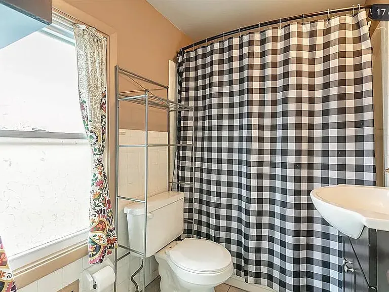 332 Bleacker Rd — Photo 16