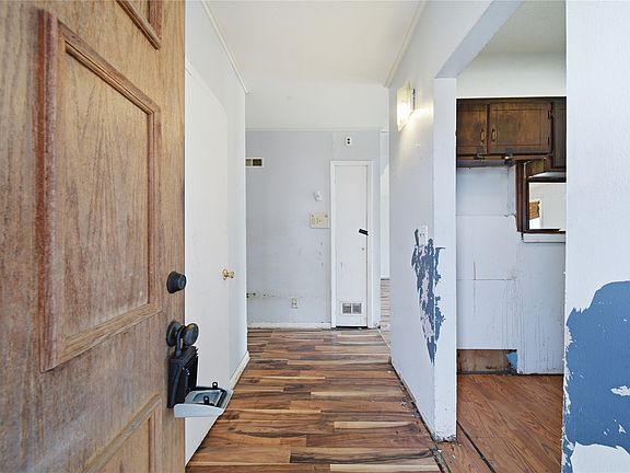 3rd image of 7876 E Latimer Pl