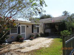 928 Longo St, Waveland, MS 39576
