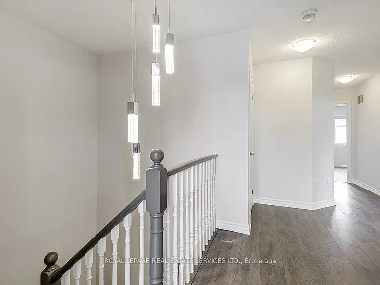 329 Gooding Cres — Photo 23