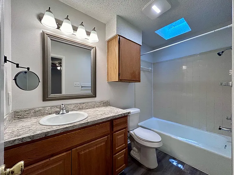 9212 Kempler Dr — Photo 15