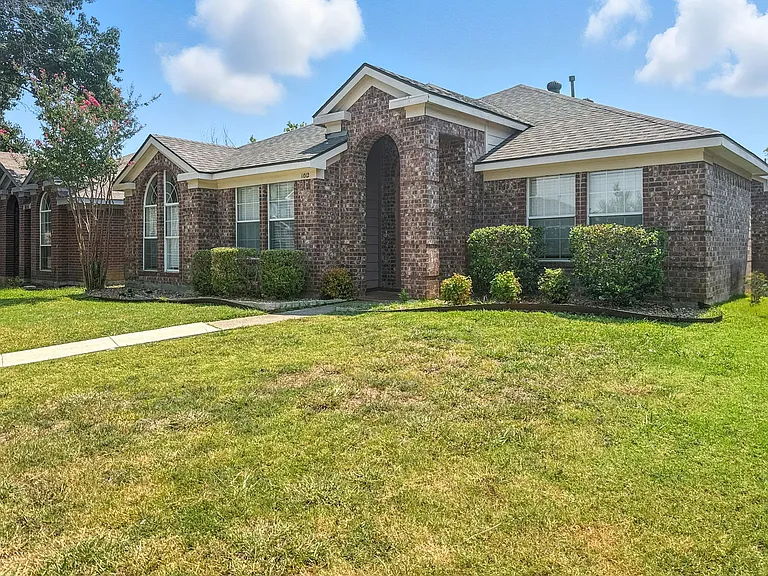 1012 Blackenhurst Ln — Photo 1