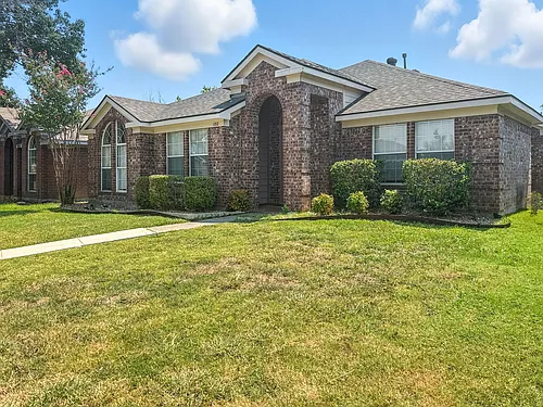 1012 Blackenhurst Ln Photo 1