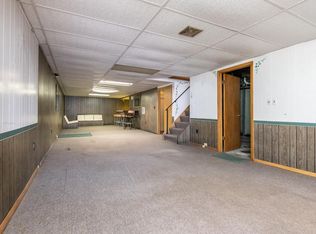 17205 Brooklawn Dr, Brookfield, WI 53045