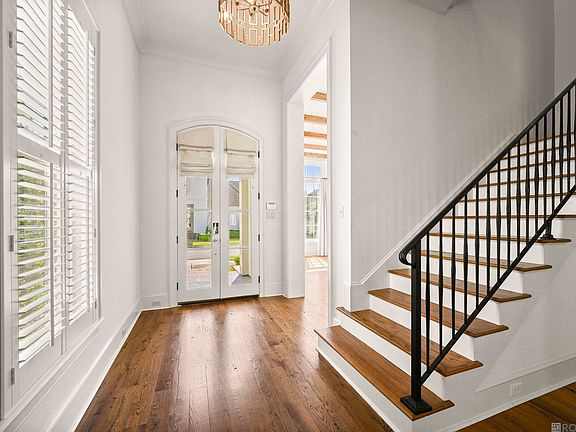 4th image of 7632 Lanes End