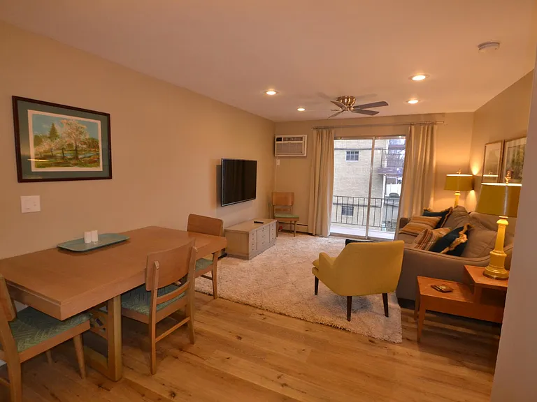4815 Reading Rd #19 — Photo 5