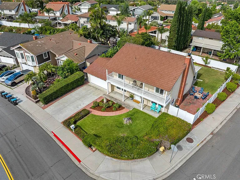 24935 Spadra Ln — Photo 4