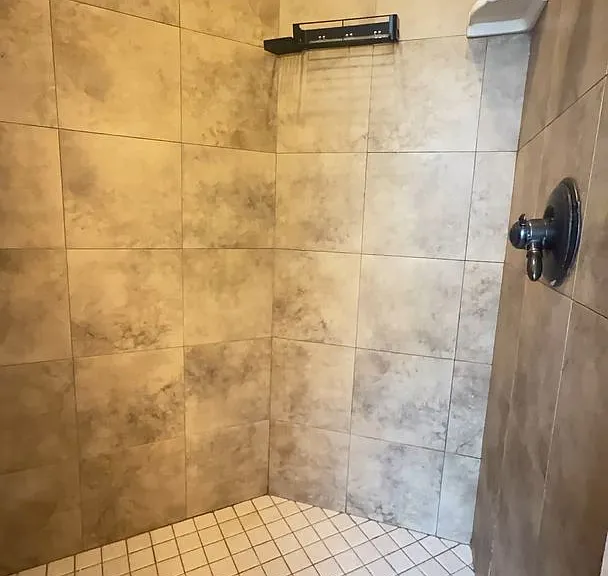 10100 Shadowview Dr — Photo 17
