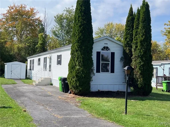 143 Anthony Ln, Clinton, NY 13323
