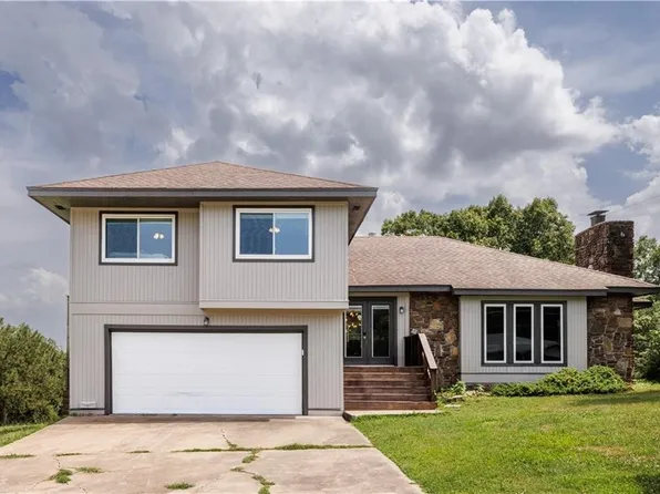 1420 Twin Lakes Dr, Rogers, AR 72756