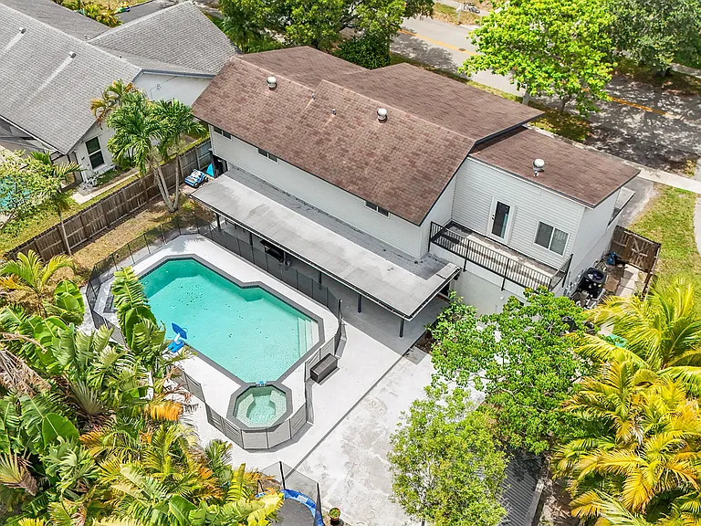 10108 SW 53rd Ct — Photo 50
