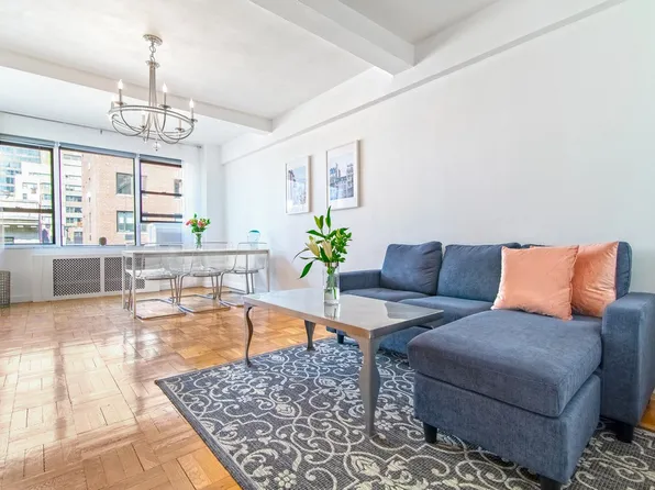 30 East 37th Street image 2 of 10