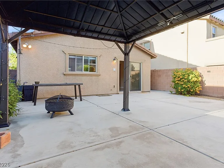 10847 Iona Island Ave — Photo 30