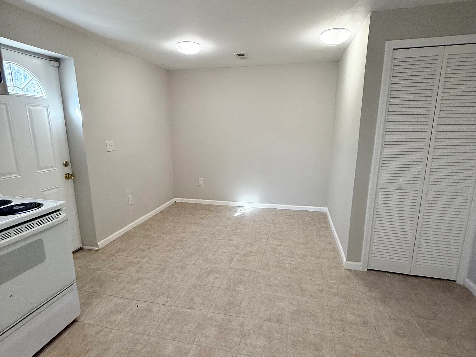1 bed, 650 sqft, $1,250 — Photo 3