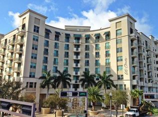 610 Clematis St APT 421, West Palm Beach, FL 33401